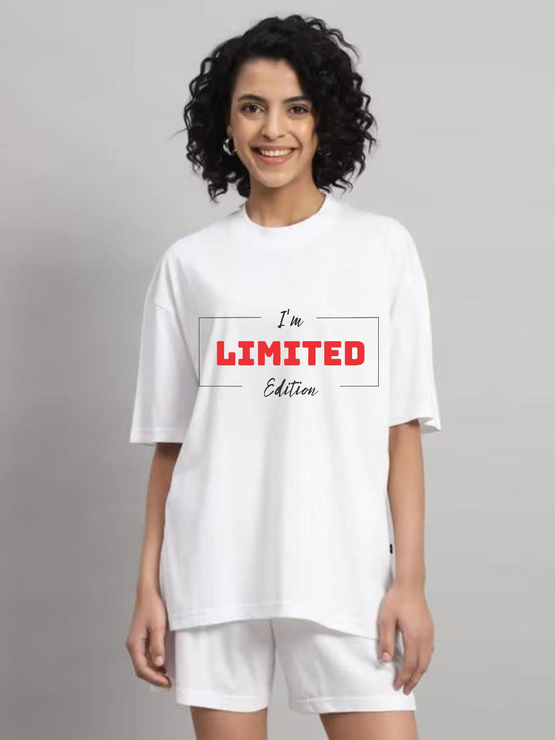 HESHA I'M LIMITED EDITION WOMEN OVERSIZE PRINTED TSHIRT