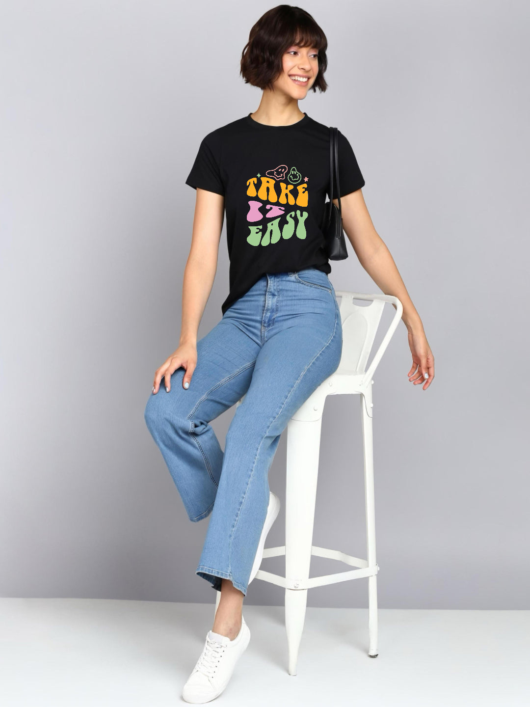 HESHA TAKE IS EASY WOMEN REGULAR PRINTED TSHIRT
