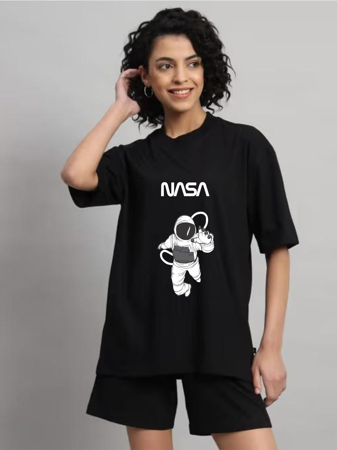HESHA NASA WOMEN OVERSIZE PRINTED TSHIRT