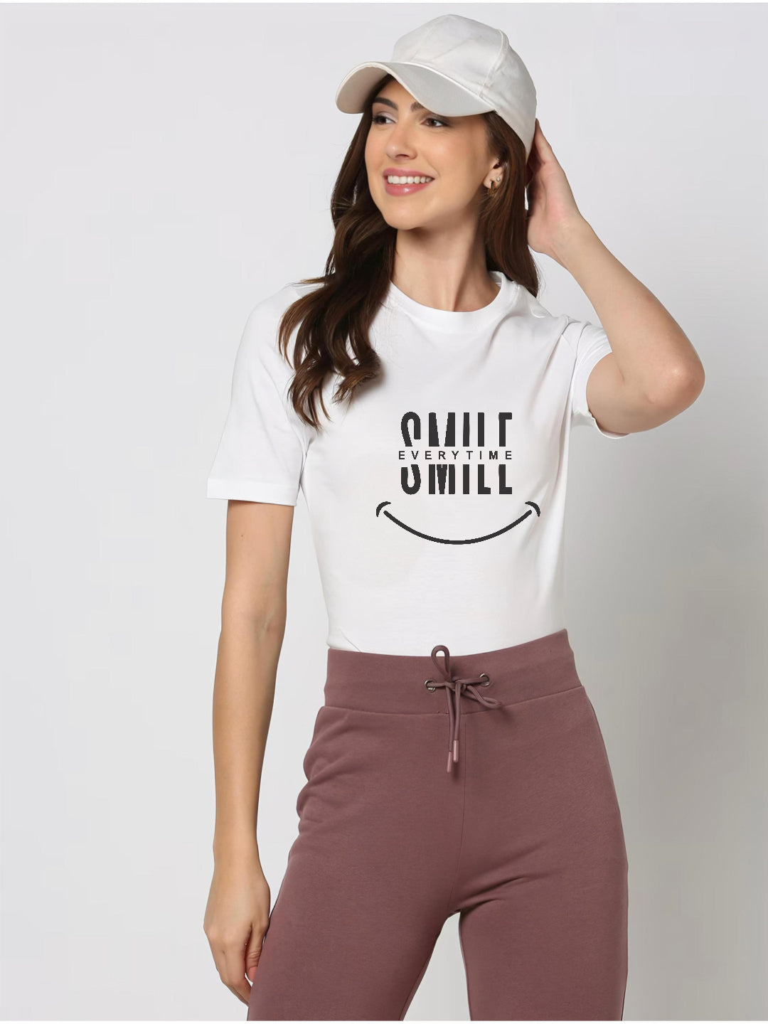 HESHA SMILE EVERYTIME REGULAR PRINTED TSHIRT
