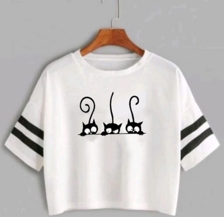 3 CAT STRP CROP TSHIRT