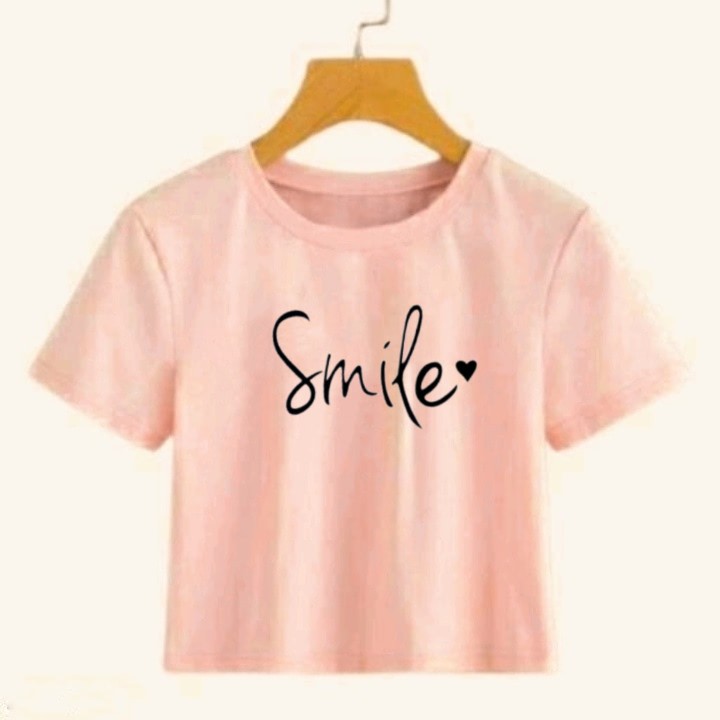 SMILE HRT CROP TSHIRT